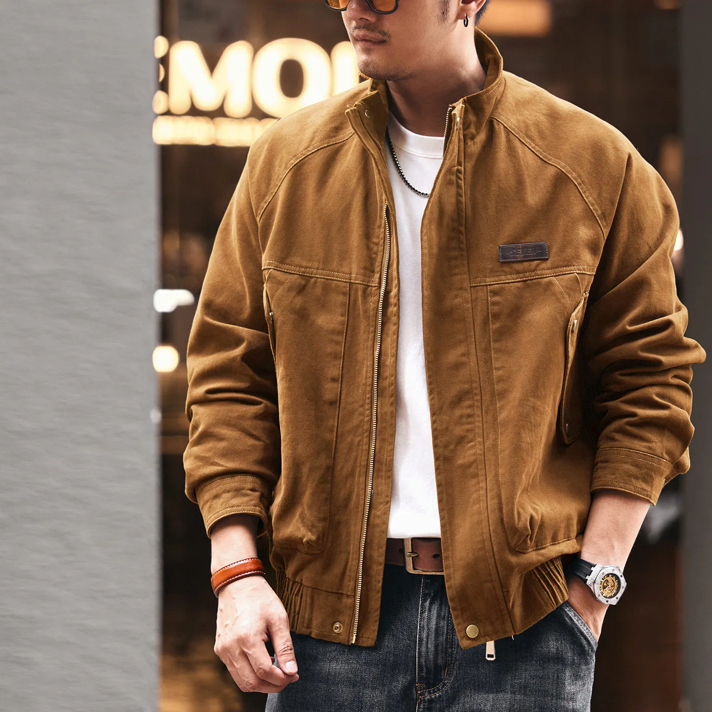 Мужская весенне-осенняя новая рабочая куртка в стиле ретро с воротником-стойкой, модная свободная куртка
Мужская весенне-осенняя новая рабочая куртка в стиле ретро с воротником-стойкой, модная свободная куртка