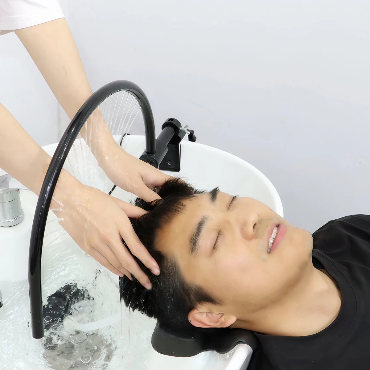 Salon Water Circulation Head Spa Water Frame with Pump for Shampoo Sink Shower Equipment with EU/US Plug Chose
Salon Water Circulation Head Spa Water Frame with Pump for Shampoo Sink Shower Equipment with EU/US Plug Chose