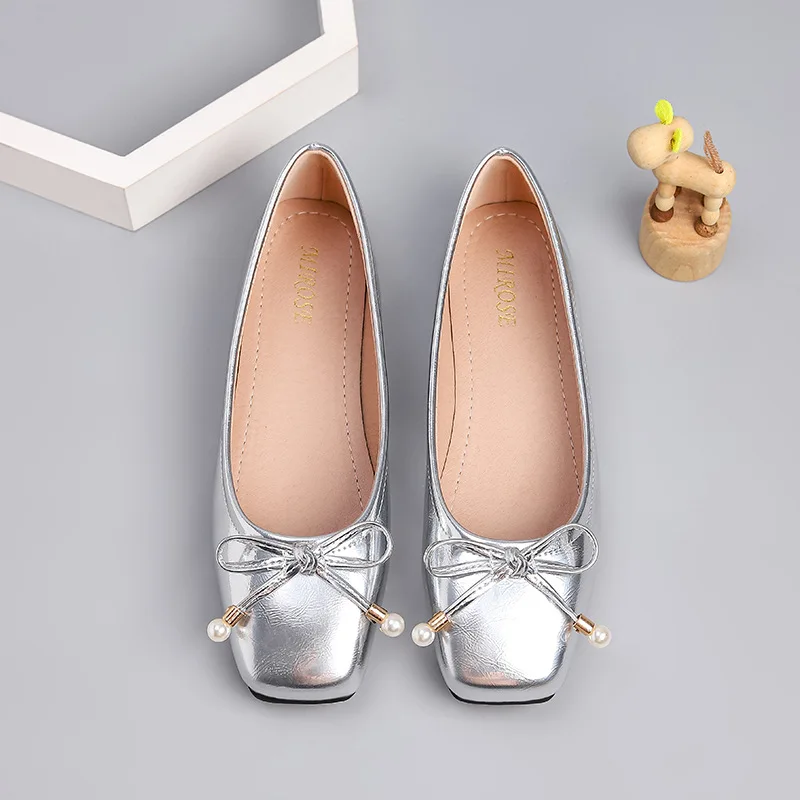 Elegant Butterfly Knot Soft Leather Flat Shoes Women's round Toe Bean Bean Shoes Silvery Suitablebv Pregnant Women Loafers
Elegant Butterfly Knot Soft Leather Flat Shoes Women's round Toe Bean Bean Shoes Silvery Suitablebv Pregnant Women Loafers