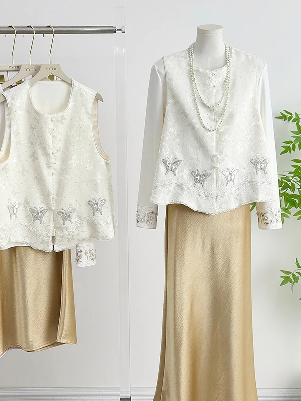 New Chinese Sle Embroidered Beaded Vest Women's Spring Base irt High Waist Satin f Skirt Tee-piece Set
New Chinese Sle Embroidered Beaded Vest Women's Spring Base irt High Waist Satin f Skirt Tee-piece Set