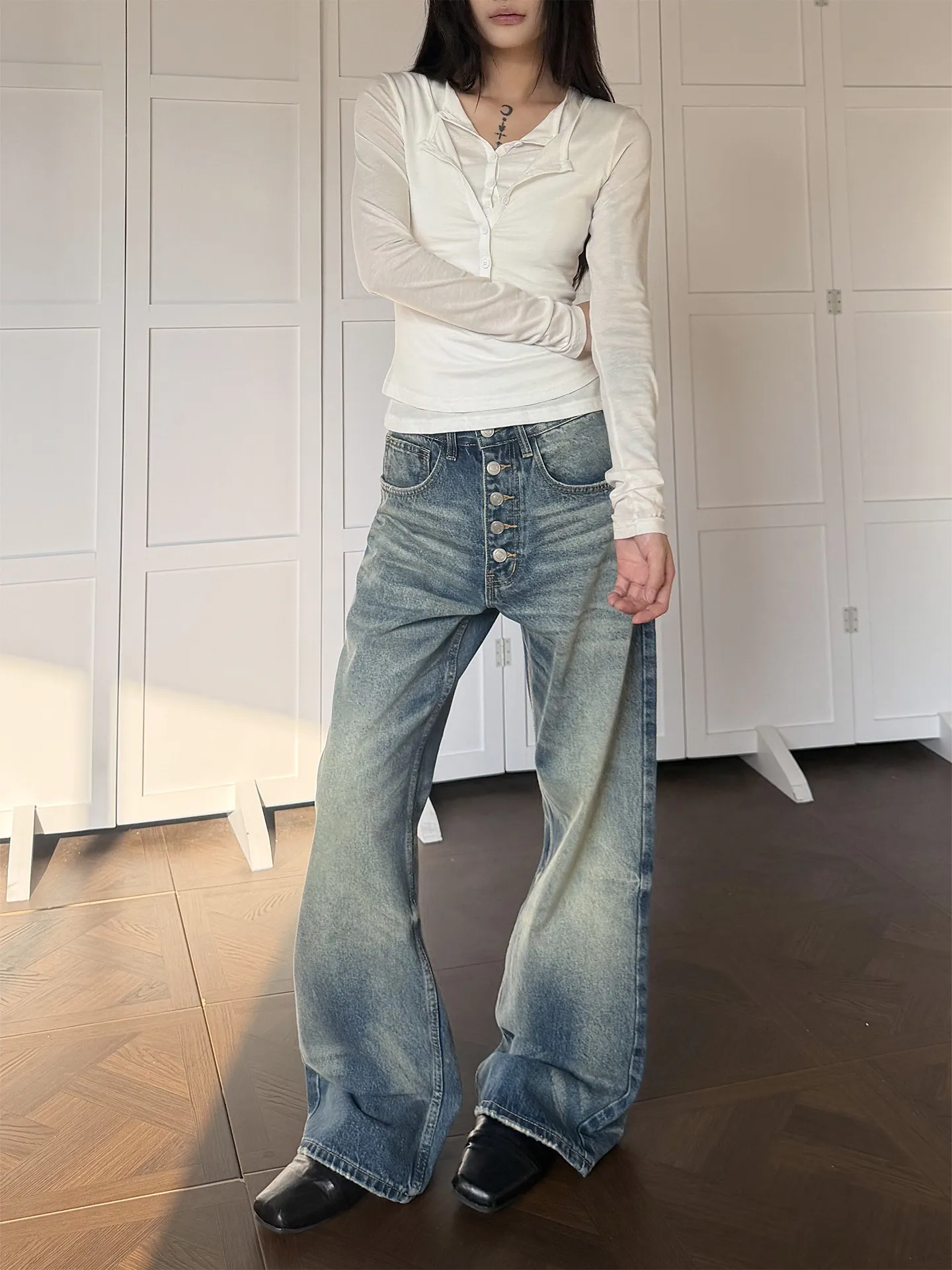 American High Street Retro Washed Button down Wide Leg Jeans Loose Casual Pants for Men Youthful Classic Blue Denim Jeans
American High Street Retro Washed Button down Wide Leg Jeans Loose Casual Pants for Men Youthful Classic Blue Denim Jeans