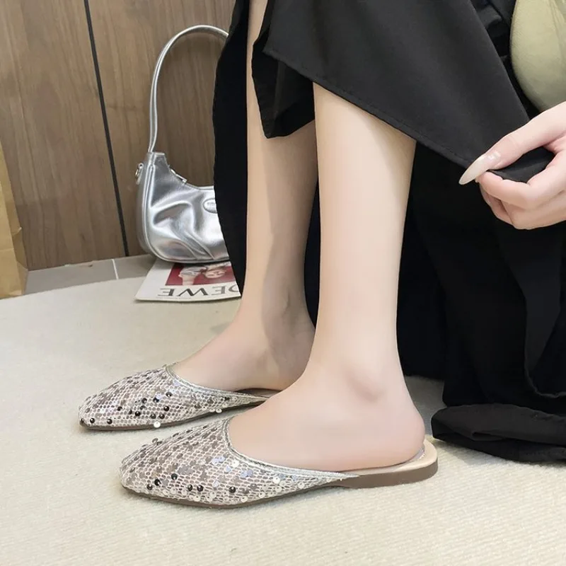 New Baotou Slippers Spring Square Head Shallow Mouth Glitter Mesh Cover Feet Soft Sole Anti-slip Wear-resistant Flat Shoes
New Baotou Slippers Spring Square Head Shallow Mouth Glitter Mesh Cover Feet Soft Sole Anti-slip Wear-resistant Flat Shoes