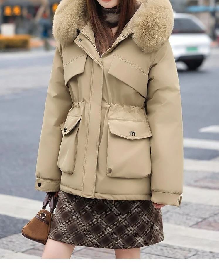 2025 Winter Long-Sleeved Slimming Crop Top with Ruffled Collar and Fleece Interior
2025 Winter Long-Sleeved Slimming Crop Top with Ruffled Collar and Fleece Interior