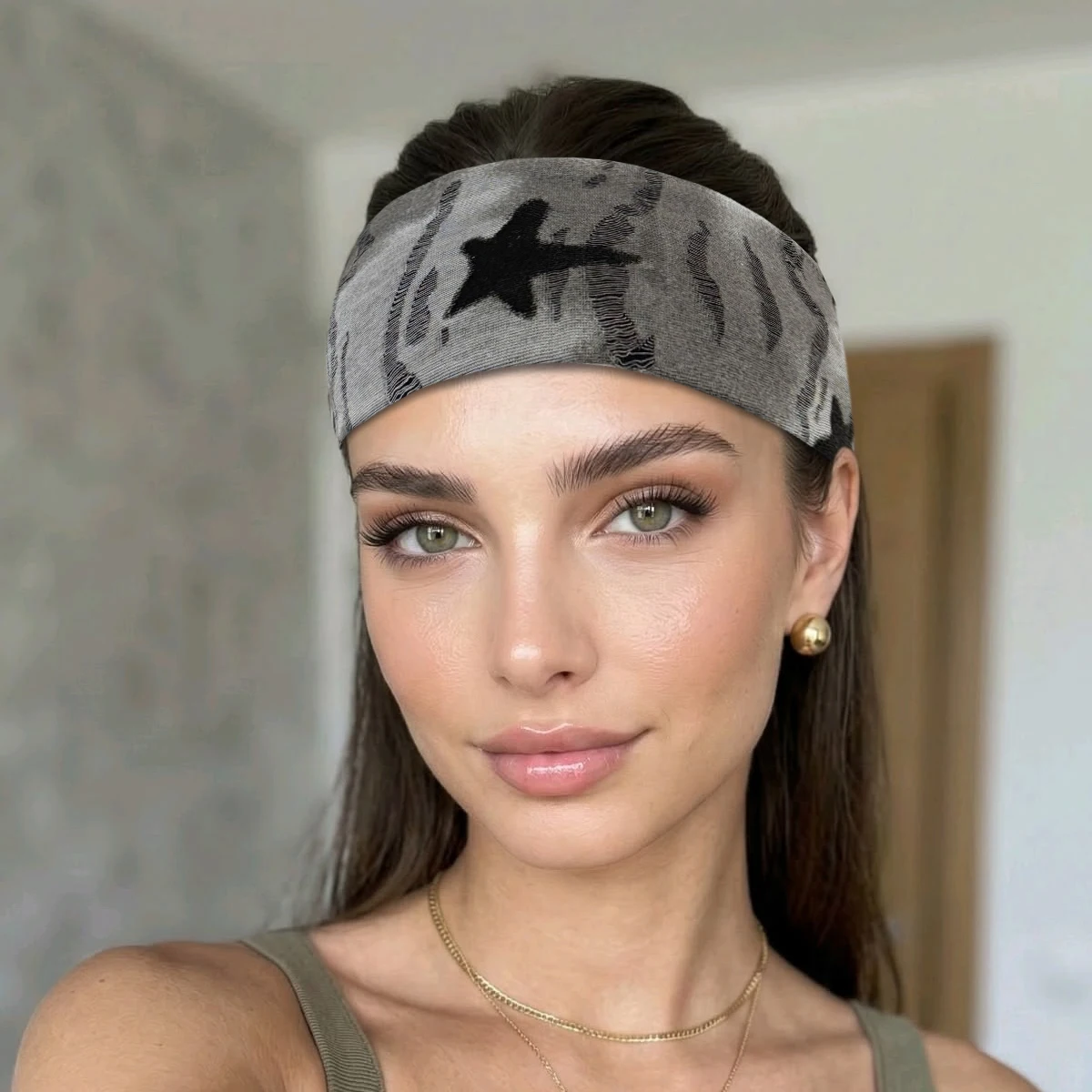 Women Headband Old Five Pointed Star Elastic Hairband Yoga Headband Korean Headscarf Y2K Hair Accessories Punk Sports Headband
Women Headband Old Five Pointed Star Elastic Hairband Yoga Headband Korean Headscarf Y2K Hair Accessories Punk Sports Headband