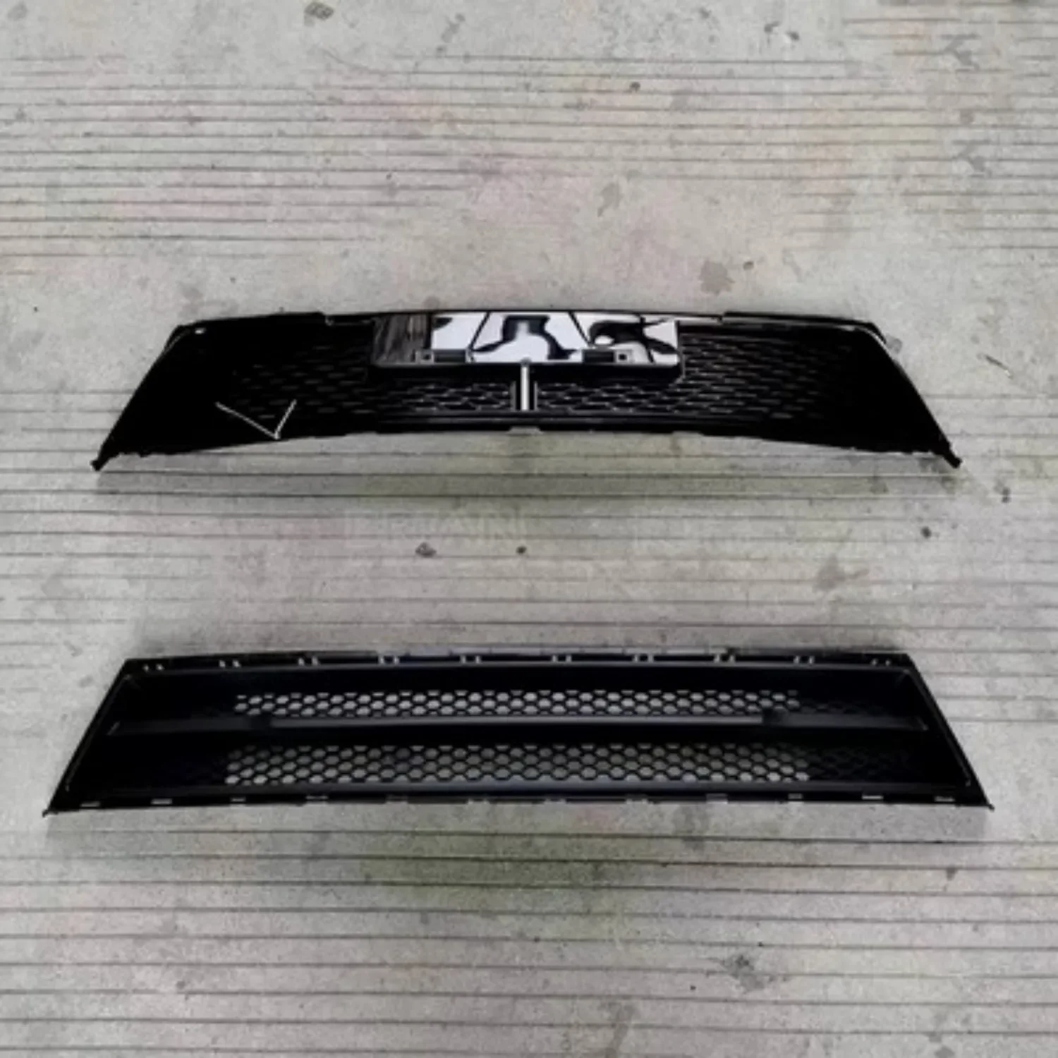 Front Bumper Grill Mask Radiator Middle Grille for Chery ARRIZO 7 Racing Grills 13-17
Front Bumper Grill Mask Radiator Middle Grille for Chery ARRIZO 7 Racing Grills 13-17