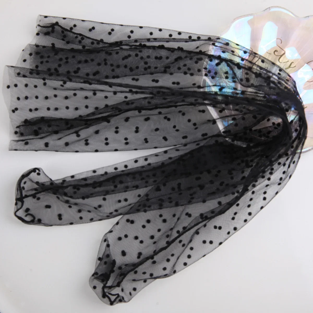 1Yard White Black Flocked Polka Dot Tulle Mesh Fabric High Quality Bridal Dress Wedding Decoration Net Fabric
1Yard White Black Flocked Polka Dot Tulle Mesh Fabric High Quality Bridal Dress Wedding Decoration Net Fabric