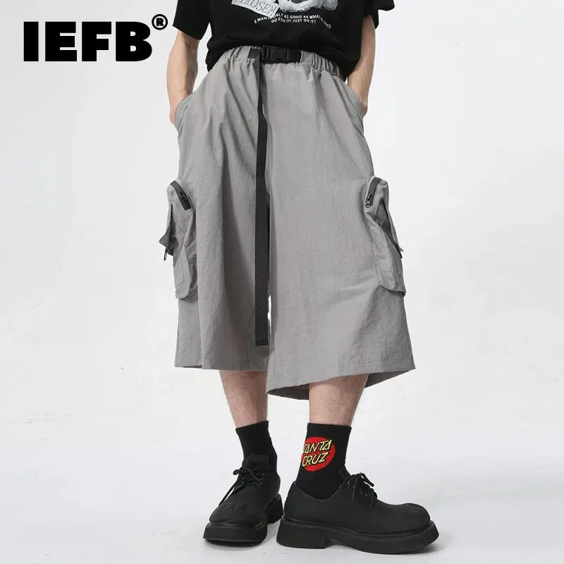 IEFB Men's Wear Summer New Fashion Shorts Wide Leg Loose Large Pocket Cropped Trousers Elastic Waist Lace-up Male Trend 9C6031
IEFB Men's Wear Summer New Fashion Shorts Wide Leg Loose Large Pocket Cropped Trousers Elastic Waist Lace-up Male Trend 9C6031