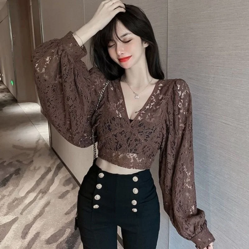 Women Sweet Hollow Out Floral Lace Blouse Spring Summer V Neck Tie Bow Backless Shirt Female Lantern Sleeve Blouses Short Tops
Women Sweet Hollow Out Floral Lace Blouse Spring Summer V Neck Tie Bow Backless Shirt Female Lantern Sleeve Blouses Short Tops