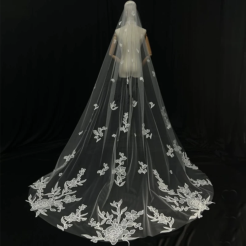 Laser Flower Lace Wedding Veils 3 Meters Long 1 Layer Bridal Veil with Comb Customized Ivory Veil for Bride Wedding Accessories
Laser Flower Lace Wedding Veils 3 Meters Long 1 Layer Bridal Veil with Comb Customized Ivory Veil for Bride Wedding Accessories
