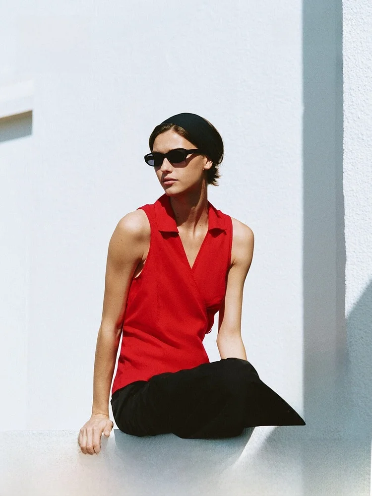 H&M Women's Shirt Summer 2026 Casual Style Slim Fit Linen Blend Wrap Top Fashionable Elegant No Sleeve Stand Collar Tie Waist
H&M Women's Shirt Summer 2026 Casual Style Slim Fit Linen Blend Wrap Top Fashionable Elegant No Sleeve Stand Collar Tie Waist
