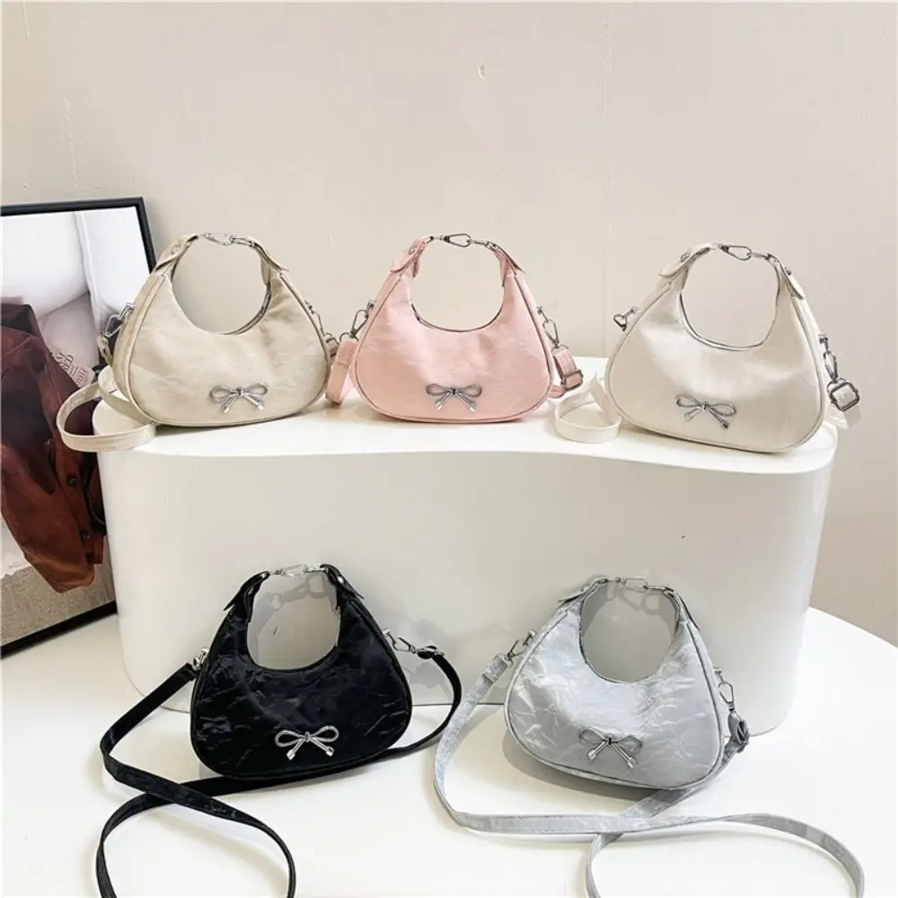 Elegant Large Capacity Bow Shoulder Bag Solid Color Handbag PU Hobo Bag Korean Style Fashion Design French Style Handbag Outdoor 
Elegant Large Capacity Bow Shoulder Bag Solid Color Handbag PU Hobo Bag Korean Style Fashion Design French Style Handbag Outdoor