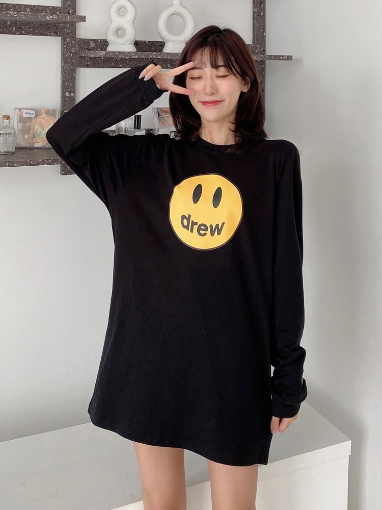 Loose Fit Long Sve T-irt Justin Bieber Face Design Street Sle Thin Cotton Top for Men And Women Creative Fun Print
Loose Fit Long Sve T-irt Justin Bieber Face Design Street Sle Thin Cotton Top for Men And Women Creative Fun Print