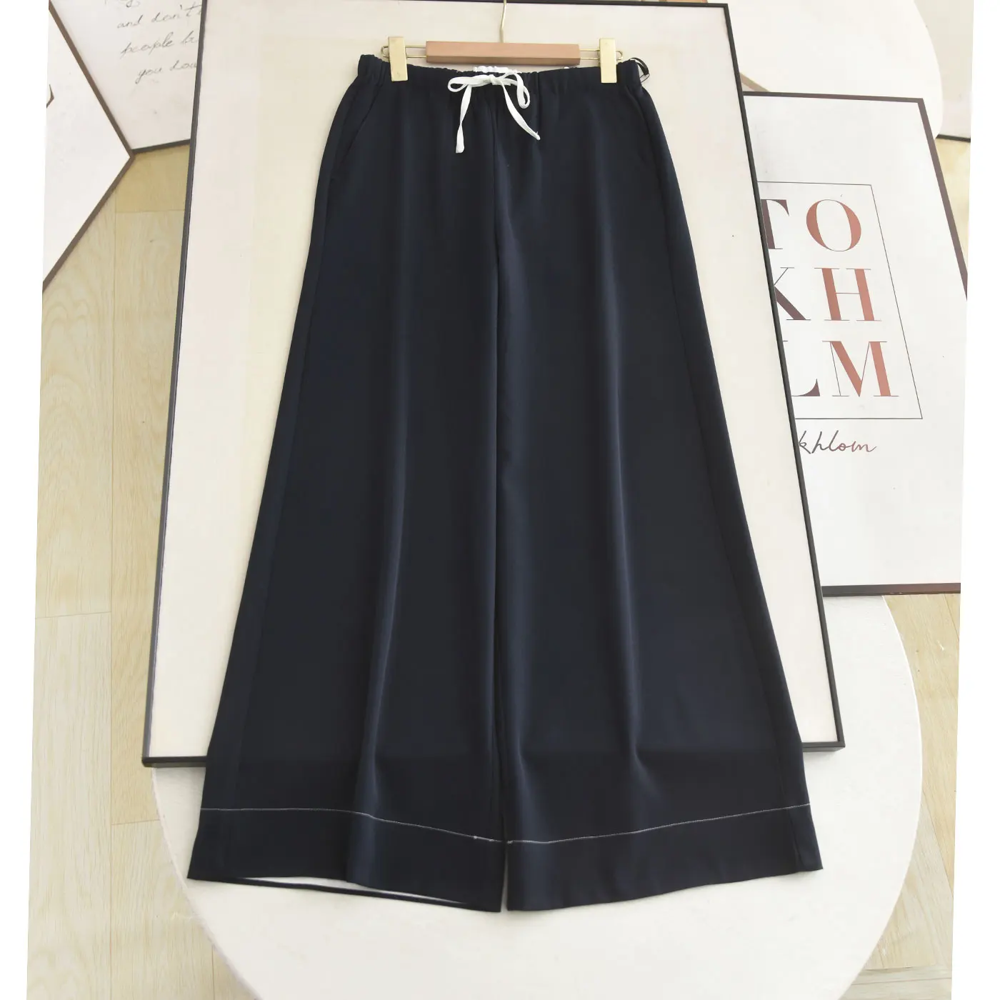 High Waist Wide Leg Pants Women's Casual Loose Drapey Loose Spring Summer Style Drawstring Slimming Blue Casual Trousers
High Waist Wide Leg Pants Women's Casual Loose Drapey Loose Spring Summer Style Drawstring Slimming Blue Casual Trousers