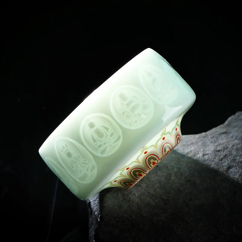 Relief Figure of The Buddha TeaCup Ceramics Master's Cup Personal Single Cup Dunhuang Tea Tasting Cup
Relief Figure of The Buddha TeaCup Ceramics Master's Cup Personal Single Cup Dunhuang Tea Tasting Cup