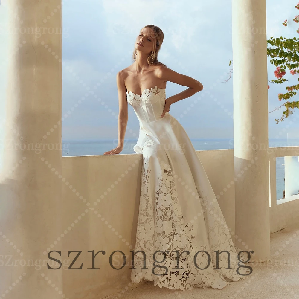 Custom Made Boho Sweetheart Collar Lace Elegant Wedding Dress A-line Backless Sleeveless Bridal Dress with Court
Custom Made Boho Sweetheart Collar Lace Elegant Wedding Dress A-line Backless Sleeveless Bridal Dress with Court