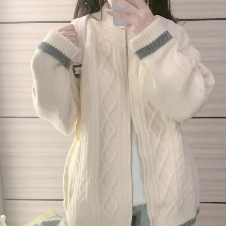 Hdspq Winter Women Zipper Knitted Cardigan Kawaii Warm Long Sleeve Jacket Cardigans Woman Simple Loose O-Neck Solid Cardigan
Hdspq Winter Women Zipper Knitted Cardigan Kawaii Warm Long Sleeve Jacket Cardigans Woman Simple Loose O-Neck Solid Cardigan