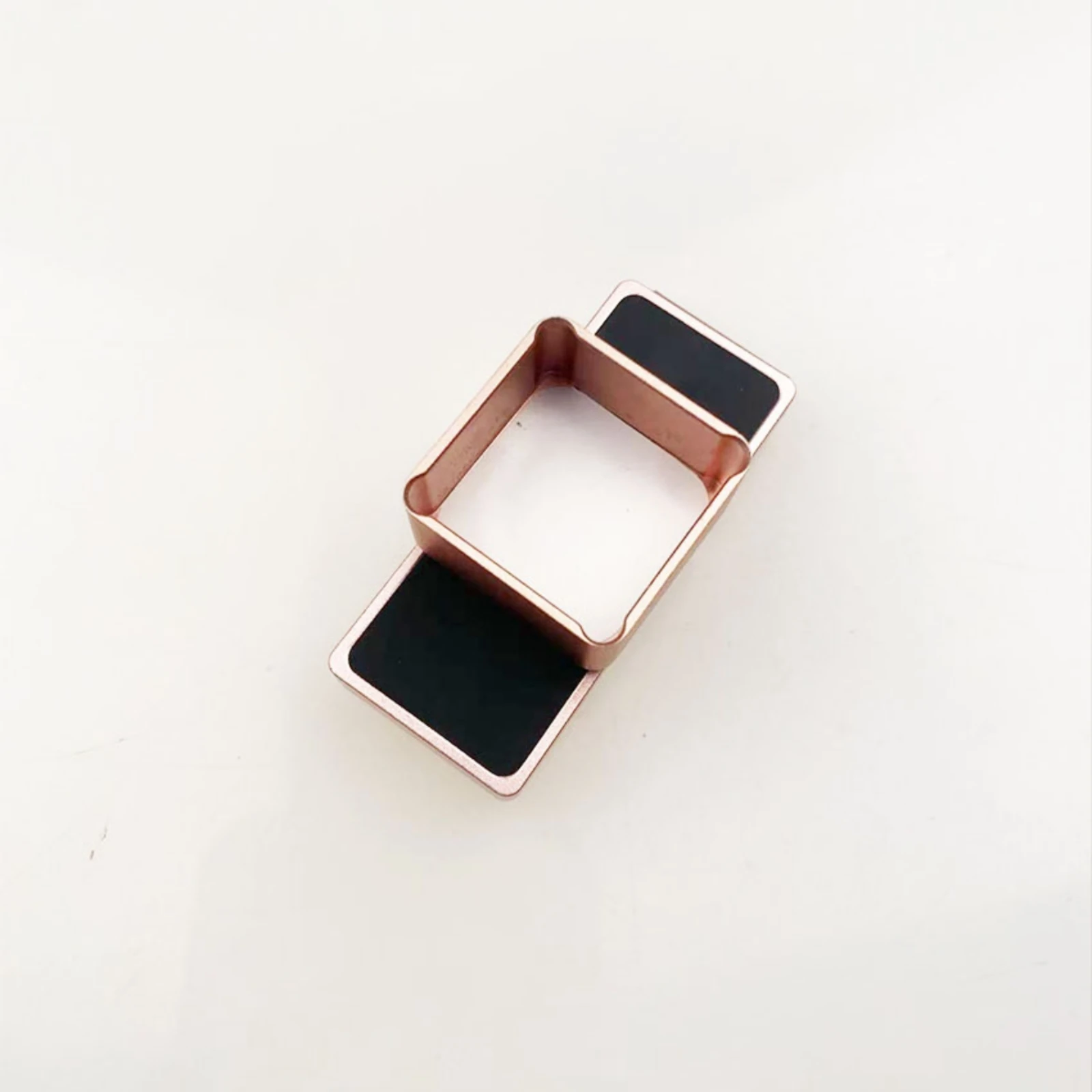 Quiet Chalk Clip Compact Pinkish-Gold Gold Chalk Box Sports Accessory Slim Game Gear Lightweight
Quiet Chalk Clip Compact Pinkish-Gold Gold Chalk Box Sports Accessory Slim Game Gear Lightweight