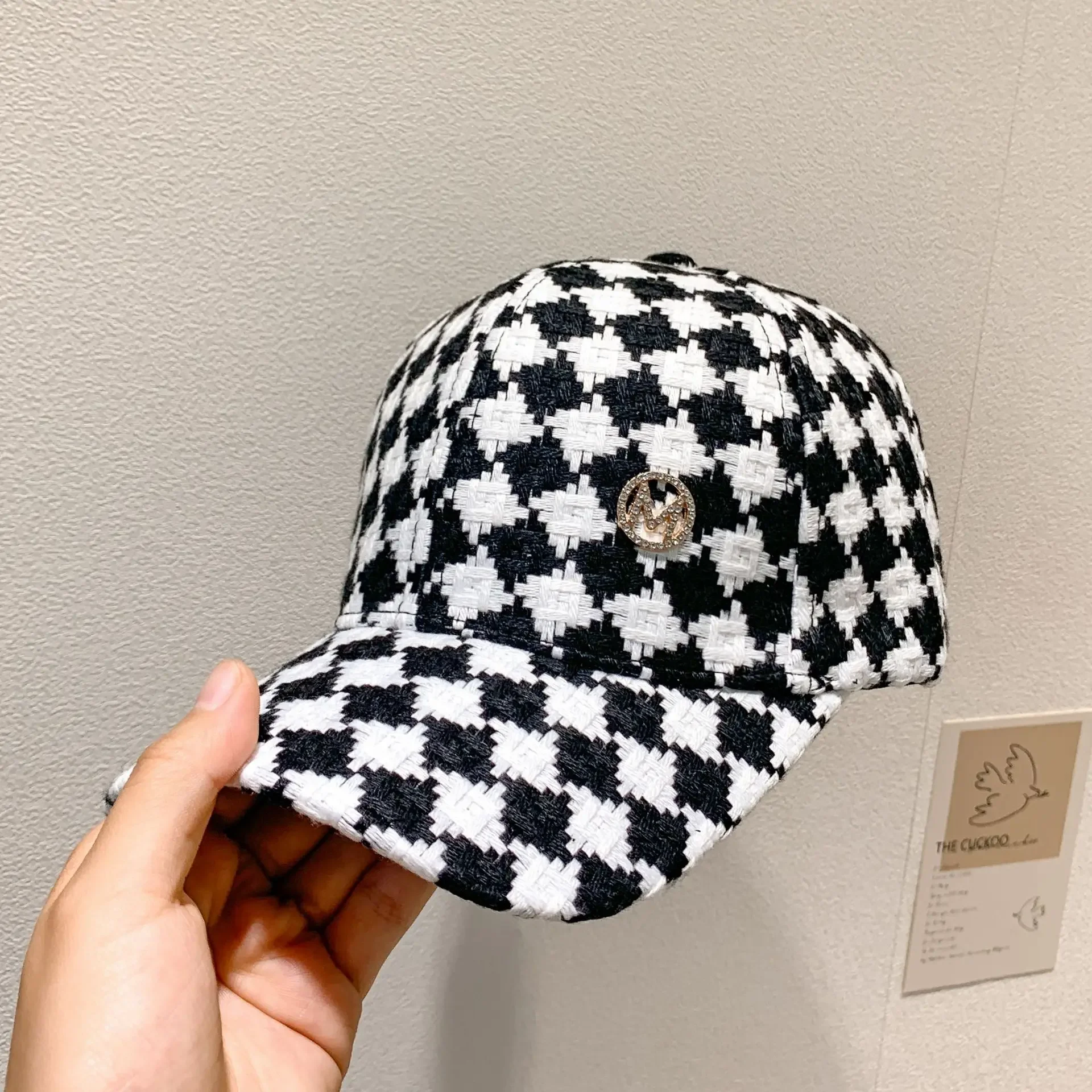 Autumn And Winter Plaid Visor Baseball Cap Female Sunshade Leisure Cap Tide Brand
Autumn And Winter Plaid Visor Baseball Cap Female Sunshade Leisure Cap Tide Brand