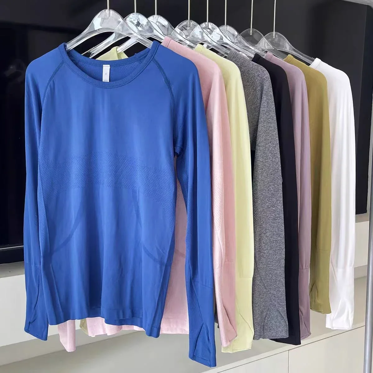 Lemon Swiftly Tech 2.0 Women Sports Long Sleeve T-Shirt Breathable Quick-drying Yoga Fitness Running Long Sleeve Shirts Top
Lemon Swiftly Tech 2.0 Women Sports Long Sleeve T-Shirt Breathable Quick-drying Yoga Fitness Running Long Sleeve Shirts Top