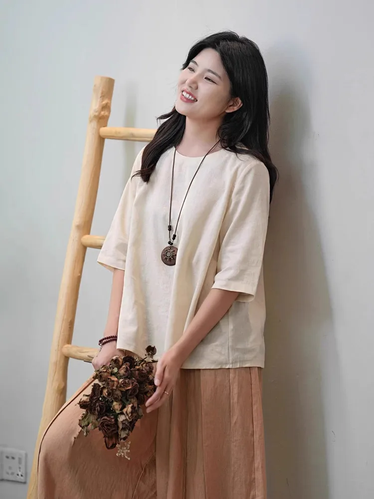 Летний новый комплект: свободные брюки с широкими штанинами и топ из хлопка и льна, женский модный комплект из двух предметов, однотонный, тонкий, свитер и брюки.
Летний новый комплект: свободные брюки с широкими штанинами и топ из хлопка и льна, женский модный комплект из двух предметов, однотонный, тонкий, свитер и брюки.