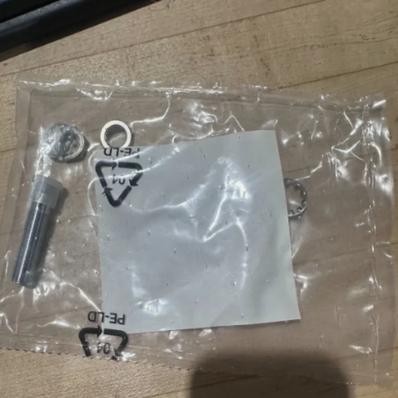 Brand new genuine proximity switch BI3U-M12-AN6X Bi3U-EG12SK-AP6X Bi3U-EG12SK-AP6X BI3U-EM08-AP6X-V1131
Brand new genuine proximity switch BI3U-M12-AN6X Bi3U-EG12SK-AP6X Bi3U-EG12SK-AP6X BI3U-EM08-AP6X-V1131