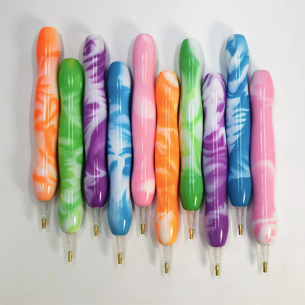 DIY Diamond Painting Pen Set Thick Handle Mix Color Thread Point Drill Pen With 6pcs Plastic Tips Diamond Art Tool Accessories
DIY Diamond Painting Pen Set Thick Handle Mix Color Thread Point Drill Pen With 6pcs Plastic Tips Diamond Art Tool Accessories