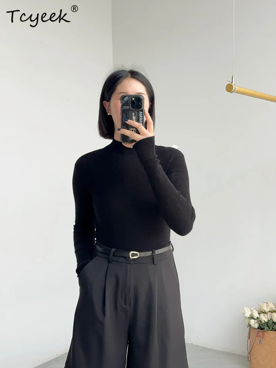 Tcyeek, 100% Wool Slim Thin Sweater, Women Long Sleeve Mock Neck, Seamless Bottom High Elastic Top, 2024 Summer Fall T46985QM
Tcyeek, 100% Wool Slim Thin Sweater, Women Long Sleeve Mock Neck, Seamless Bottom High Elastic Top, 2024 Summer Fall T46985QM