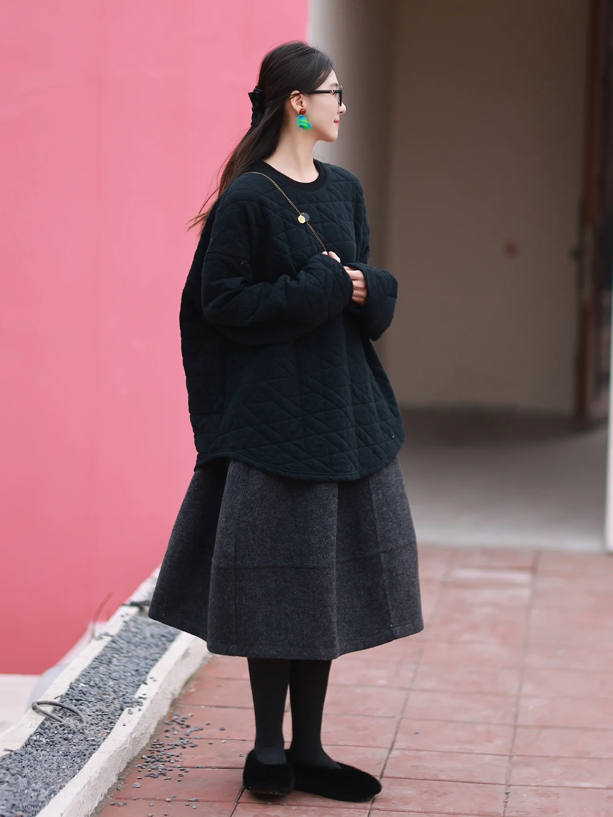 Женская весенняя новинка: мягкая шерстяная юбка-блумер с высокой талией, стройнящая фигуру, модная, универсальная, с эффектом коррекции формы, дизайн с завышенной талией
Женская весенняя новинка: мягкая шерстяная юбка-блумер с высокой талией, стройнящая фигуру, модная, универсальная, с эффектом коррекции формы, дизайн с завышенной талией