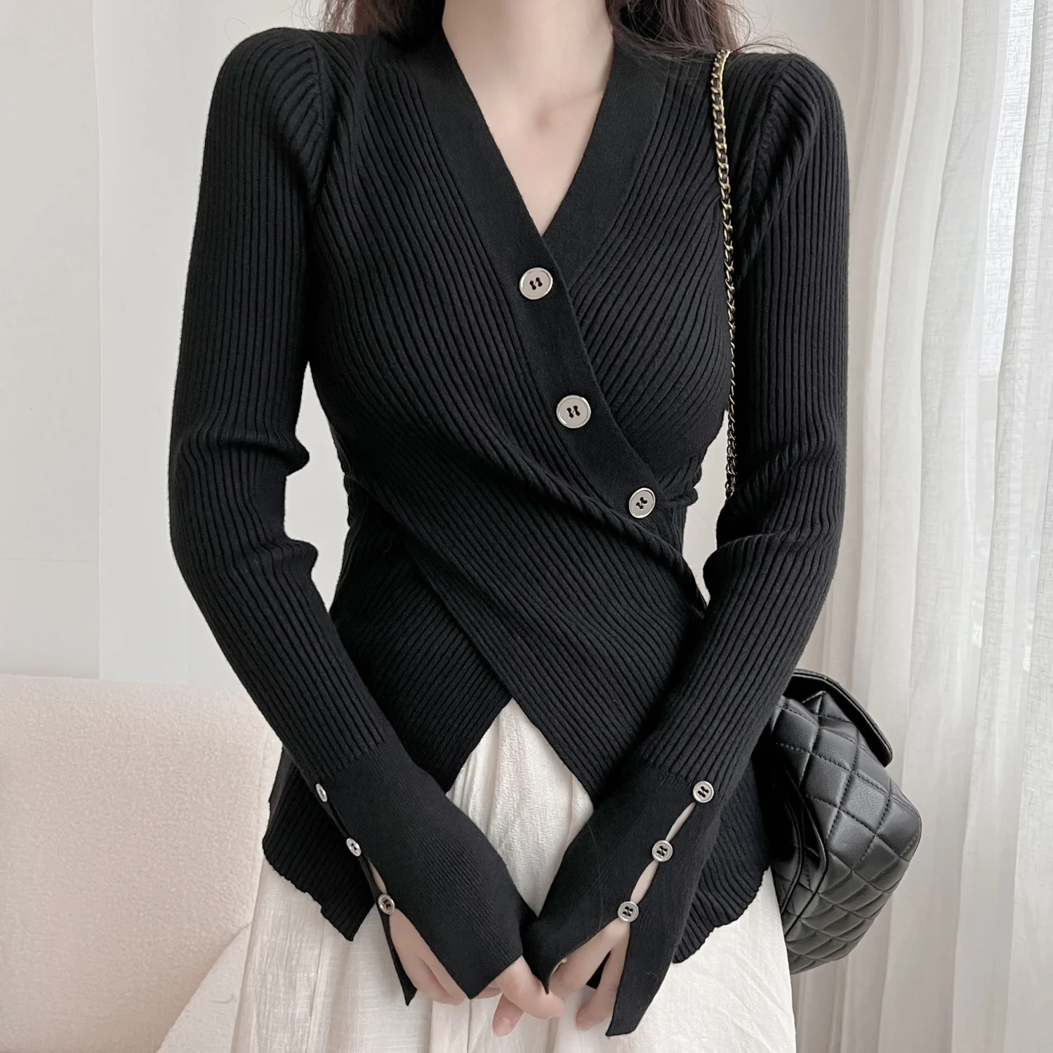 Sexy V-Neck Cross Sweaters Women Solid Knitted Long Sleeve Top Autumn Stripe Pullover Female Casual Office Bottom Shirt Clothes
Sexy V-Neck Cross Sweaters Women Solid Knitted Long Sleeve Top Autumn Stripe Pullover Female Casual Office Bottom Shirt Clothes