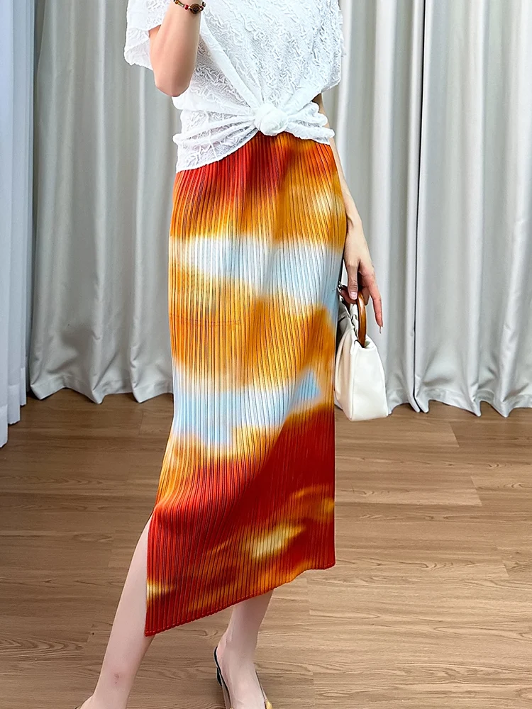 High Waist Slimming Printed Pleated Half Skirt Women's Dress Three Fold Design Summer High End Feeling Commute Style Silk Pol...
High Waist Slimming Printed Pleated Half Skirt Women's Dress Three Fold Design Summer High End Feeling Commute Style Silk Pol...