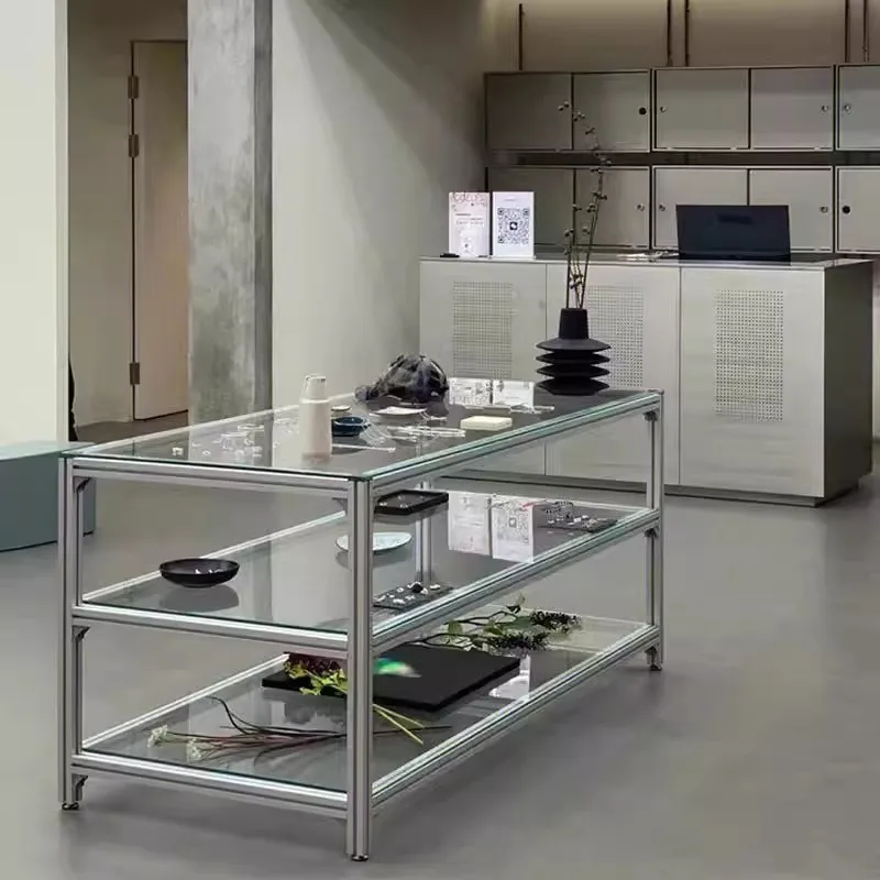 Простой магазин одежды, витрина для шкафа Zhongdao, многослойная полка, витрина для продуктов, стеклянная витрина
Простой магазин одежды, витрина для шкафа Zhongdao, многослойная полка, витрина для продуктов, стеклянная витрина