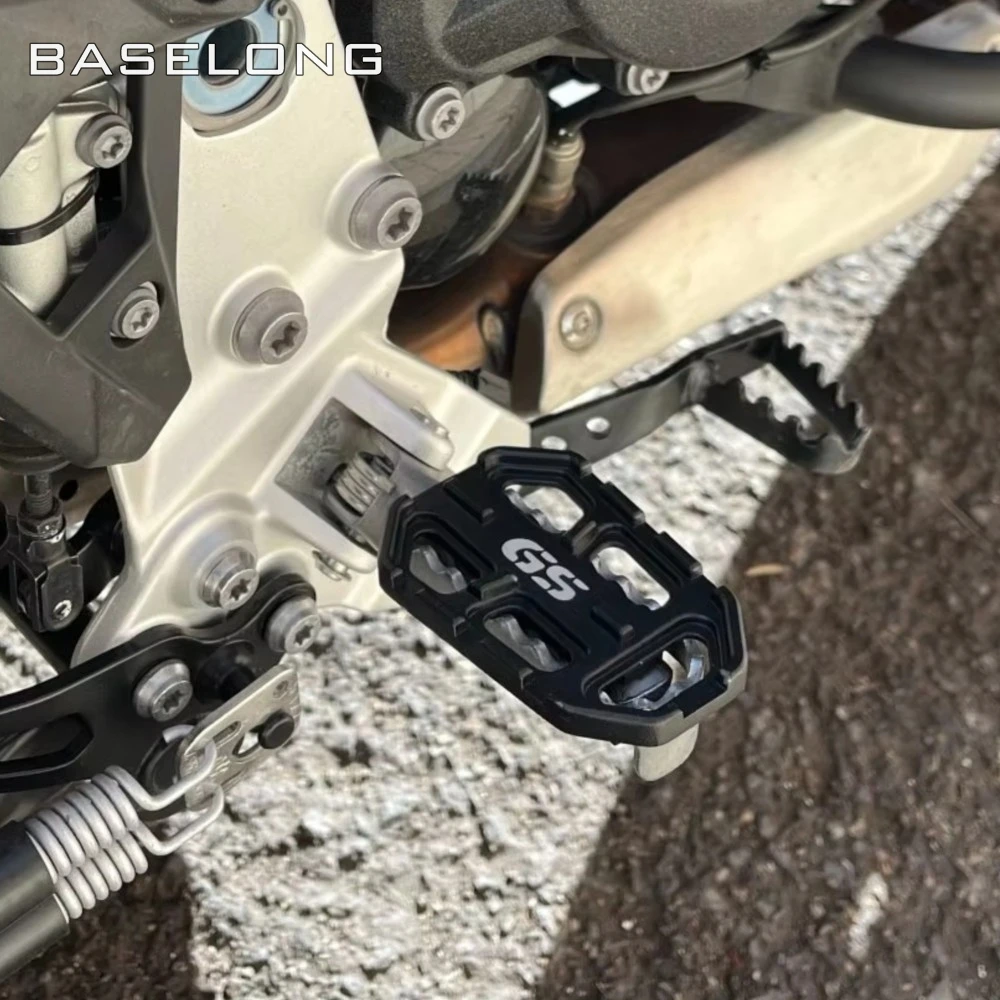 F900GS ADBENTURE For BMW F900GS F750GS F850GS F 750 850 900 GS Billet Foot Peg Widen Footrest Pad Extension Foot Rests Pedals
F900GS ADBENTURE For BMW F900GS F750GS F850GS F 750 850 900 GS Billet Foot Peg Widen Footrest Pad Extension Foot Rests Pedals