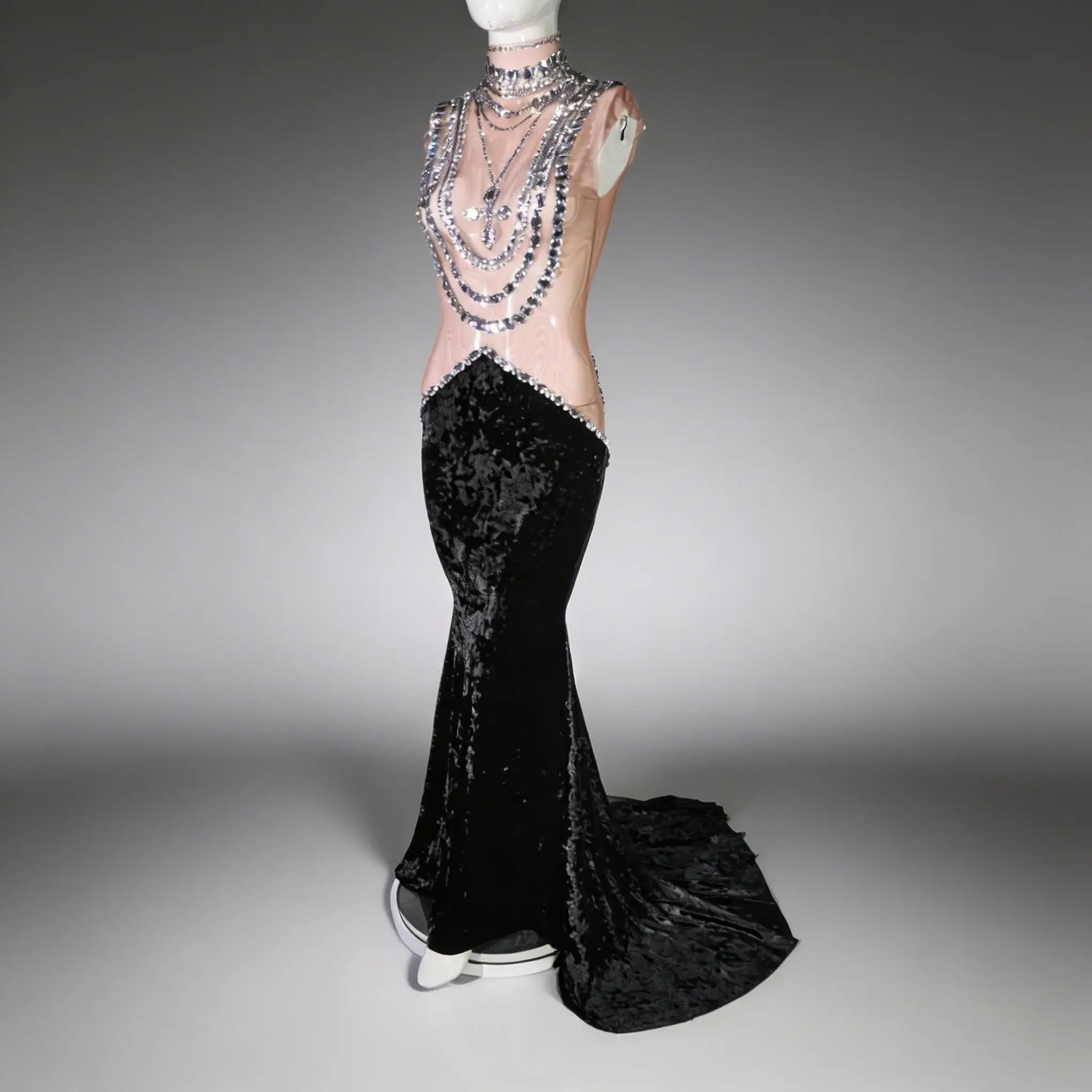 Shiny rhinestone white velvet and black velvet ball dress, women's fishtail dress, elegant wedding dress, sexy evening dress for
Shiny rhinestone white velvet and black velvet ball dress, women's fishtail dress, elegant wedding dress, sexy evening dress for