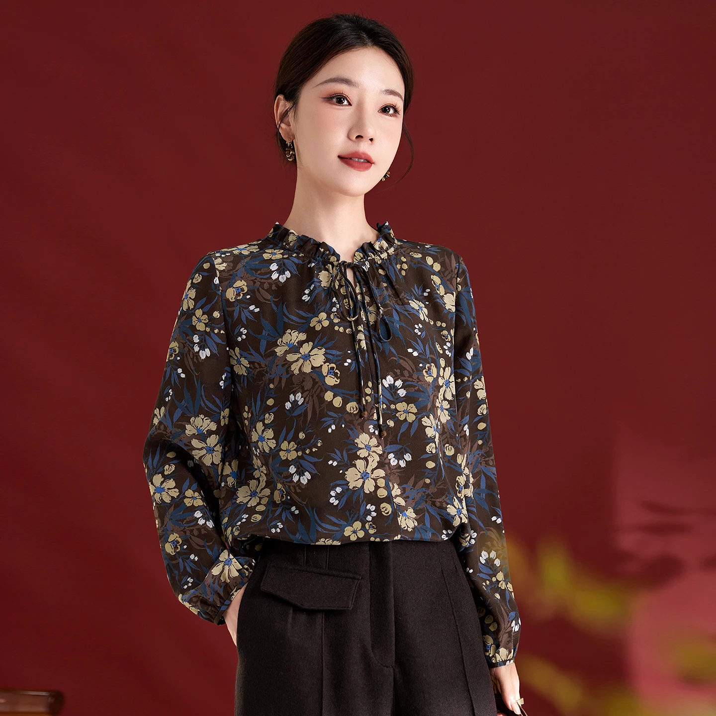 Watercolor Beauty Spring/Autumn New Collection Silk Shirt Luxurious Mulberry Silk Top Fashionable & Versatile Floral Blouse
Watercolor Beauty Spring/Autumn New Collection Silk Shirt Luxurious Mulberry Silk Top Fashionable & Versatile Floral Blouse