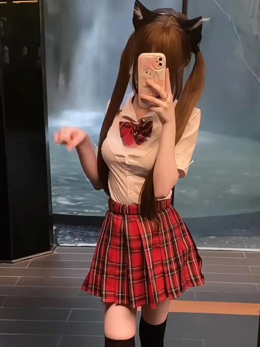 plus Size Women's College Style Shirt Short Grid JK Uniform Top Belly Covering Three Piece Set Spring Summer Autumn Winter
plus Size Women's College Style Shirt Short Grid JK Uniform Top Belly Covering Three Piece Set Spring Summer Autumn Winter