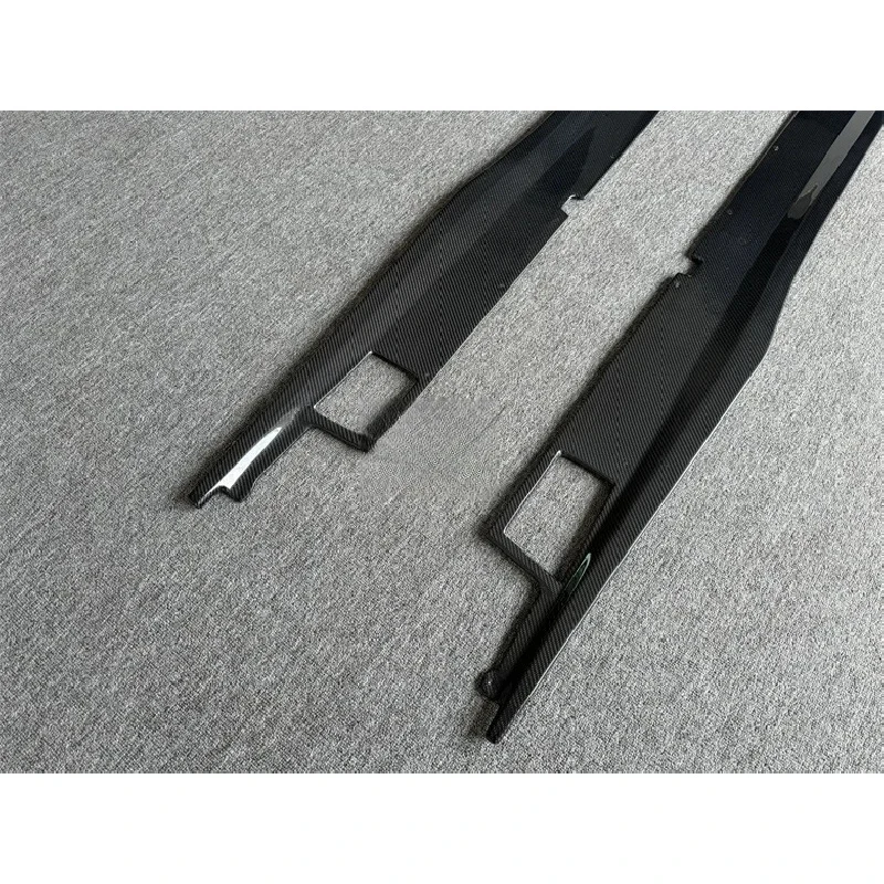 High Quality Carbon Fiber Side Skirts for Aventador LP700-4 LP720
High Quality Carbon Fiber Side Skirts for Aventador LP700-4 LP720