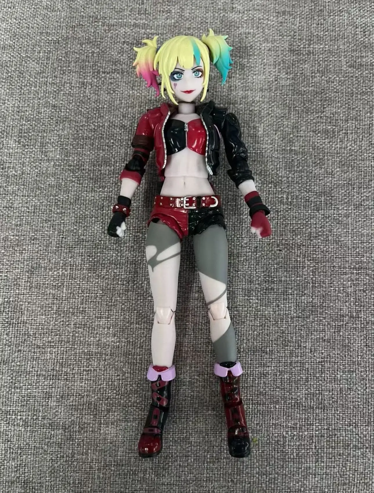 In Stock | Kaiyodo Revoltech DC Harley Quinn Animated Version Action Figure
In Stock | Kaiyodo Revoltech DC Harley Quinn Animated Version Action Figure