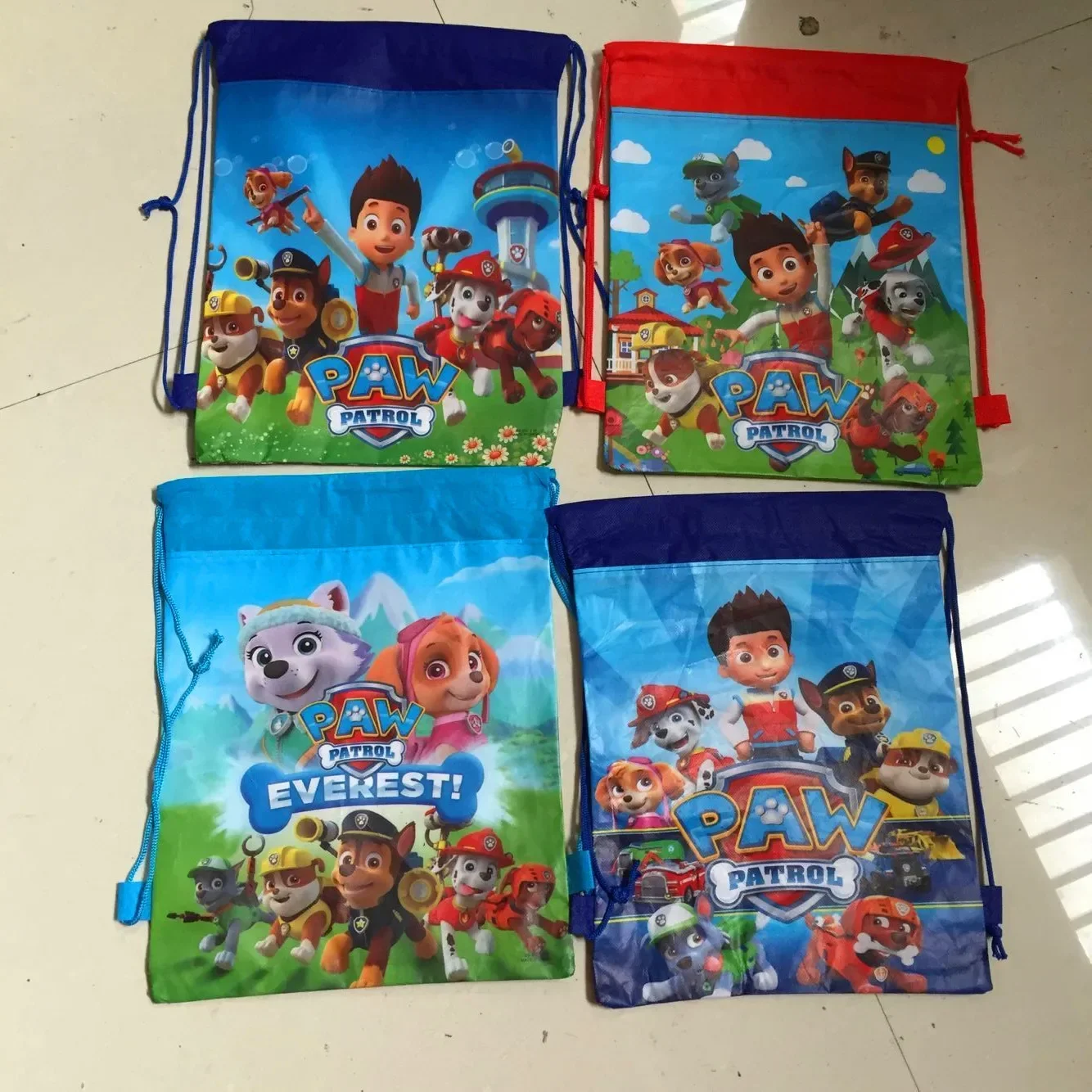 Hot Paw Patrol Storage Bag Chase Marshall Everest Anime Figure Bag Gift Waterproof Breathable Non-woven Drawstring Bag
Hot Paw Patrol Storage Bag Chase Marshall Everest Anime Figure Bag Gift Waterproof Breathable Non-woven Drawstring Bag