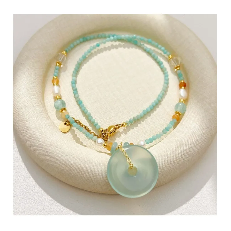 High-end Crystal Necklace, Fashionable Versatile Light Luxury Commuting Niche National Style Jewelry
High-end Crystal Necklace, Fashionable Versatile Light Luxury Commuting Niche National Style Jewelry