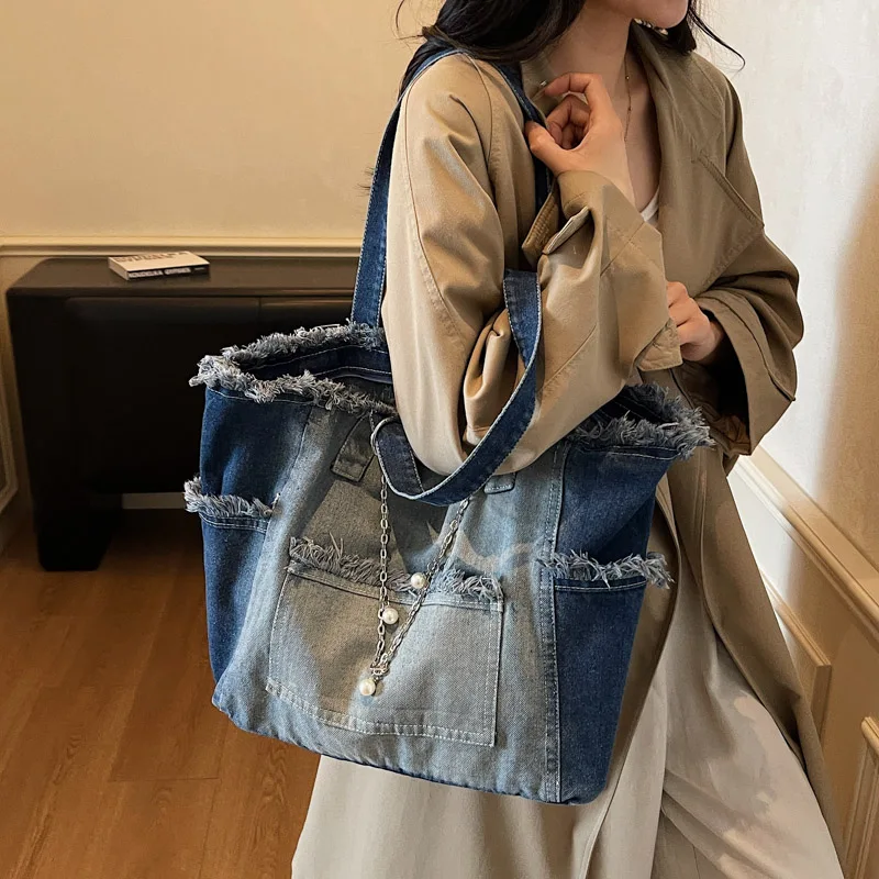 Women's Retro Crossbody Bag, Trendy Chain Designer Denim Messenger Purse, Large Capacity Fashion Shoulder Handbag for Daily Use
Women's Retro Crossbody Bag, Trendy Chain Designer Denim Messenger Purse, Large Capacity Fashion Shoulder Handbag for Daily Use