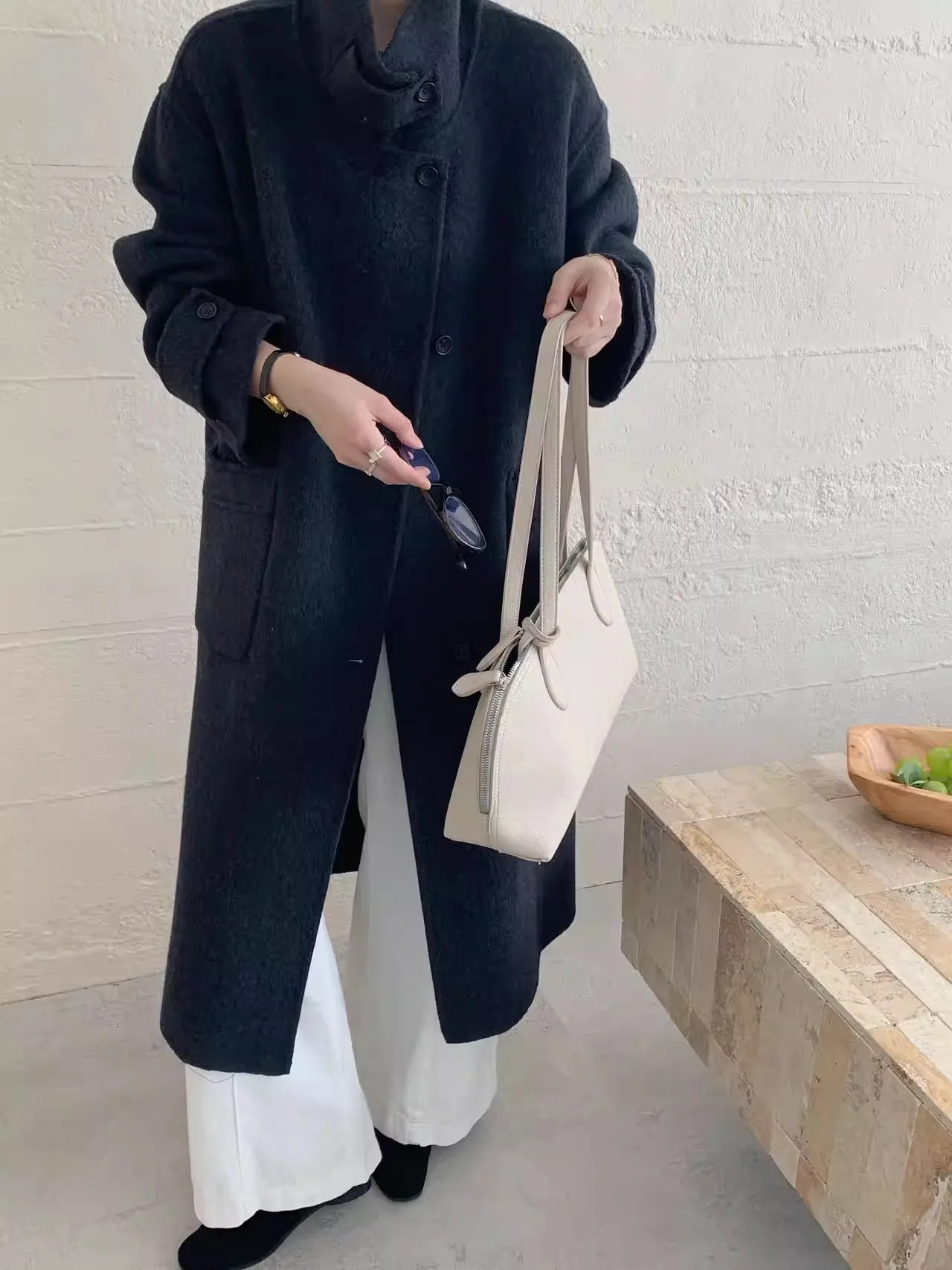 Ele Double-Faced Camere Coat Women's Hepburn Sle Woolen Outerwear Loose Fit Midi-Length Stand Collar Autumn Winter
Ele Double-Faced Camere Coat Women's Hepburn Sle Woolen Outerwear Loose Fit Midi-Length Stand Collar Autumn Winter