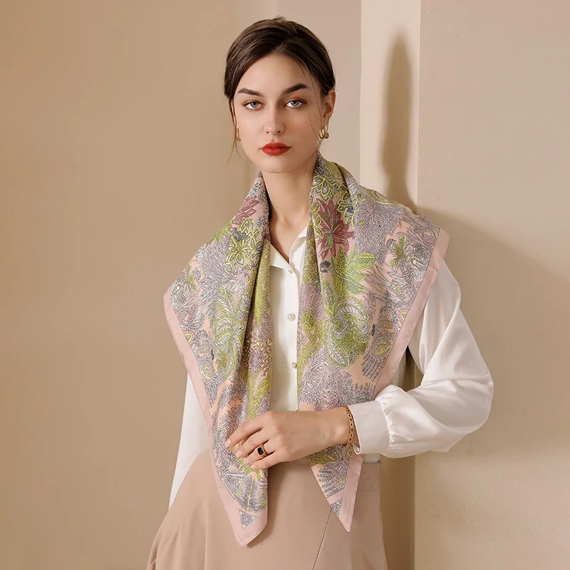 Summer New Printed Square Scarf Customized French Retro Simulated Silk Scarf 90 Series Neck Small Square Scarf for Women
Summer New Printed Square Scarf Customized French Retro Simulated Silk Scarf 90 Series Neck Small Square Scarf for Women