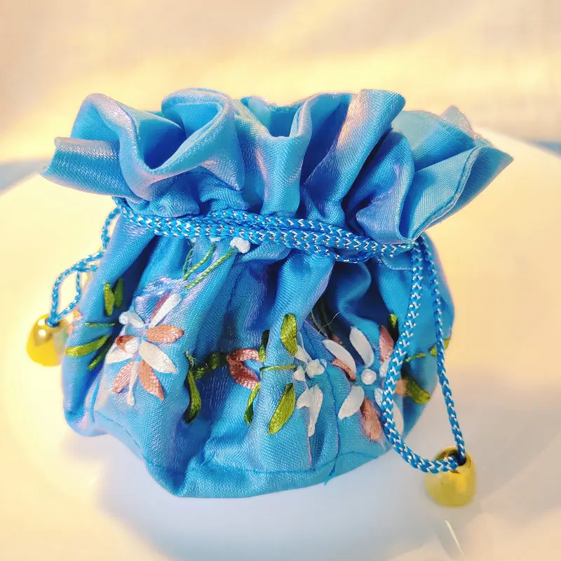 Oriental Aesthetic Ribbon Embroidery Drawstring Bag Multi Functional Small Pocket Inside Jewelry Storage Bags Red Green Yellow
Oriental Aesthetic Ribbon Embroidery Drawstring Bag Multi Functional Small Pocket Inside Jewelry Storage Bags Red Green Yellow