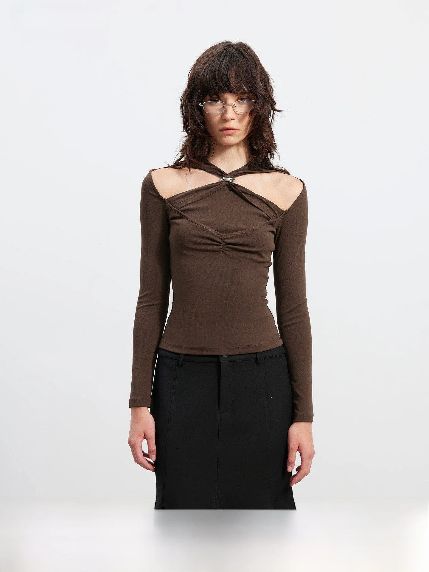 AFTADAWN Skin-friendly Ultra-soft Cotton Long Sleeve Shoulder-baring Top with Metal Ring Decoration Knot Hanging Neck Design
AFTADAWN Skin-friendly Ultra-soft Cotton Long Sleeve Shoulder-baring Top with Metal Ring Decoration Knot Hanging Neck Design