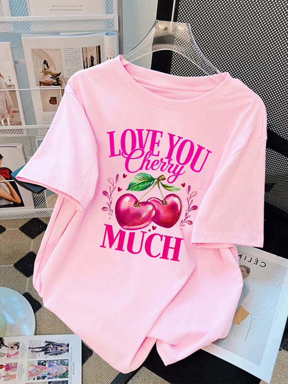 Женские футболки из 100% хлопка, летняя футболка с принтом Love You Cherry Much, удобные мягкие топы с круглым вырезом, универсальная женская одежда
Женские футболки из 100% хлопка, летняя футболка с принтом Love You Cherry Much, удобные мягкие топы с круглым вырезом, универсальная женская одежда