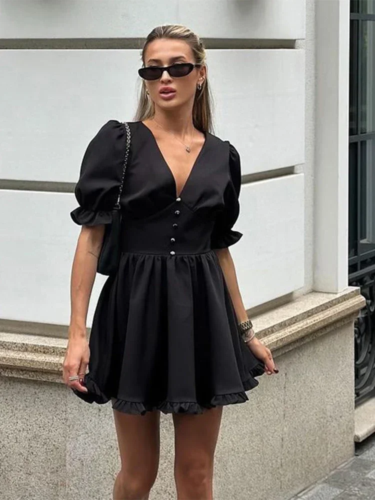 Elegant Black Ruffle Hem Mini Dress Women V-neck Puff Short Sleeve High Waist A-line Dresses 2025 Summer Lady Streetwear
Elegant Black Ruffle Hem Mini Dress Women V-neck Puff Short Sleeve High Waist A-line Dresses 2025 Summer Lady Streetwear