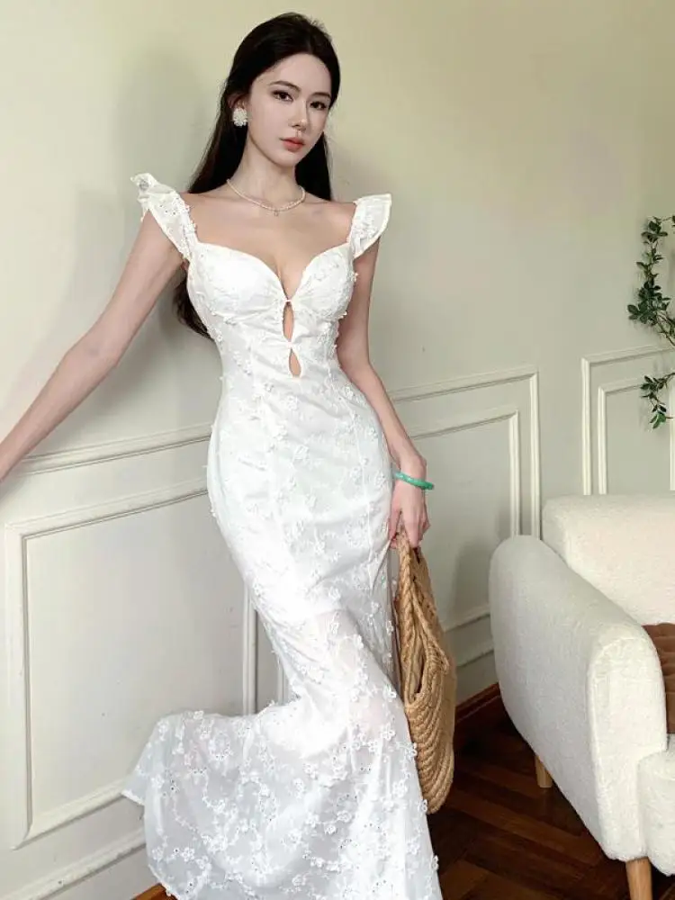 Women White Lace V Neck Hollow Out Elegant Sexy Backless Evening Long Dresses Summer Sleeveless Slim Fishtail Ruffles Slip Dress
Women White Lace V Neck Hollow Out Elegant Sexy Backless Evening Long Dresses Summer Sleeveless Slim Fishtail Ruffles Slip Dress