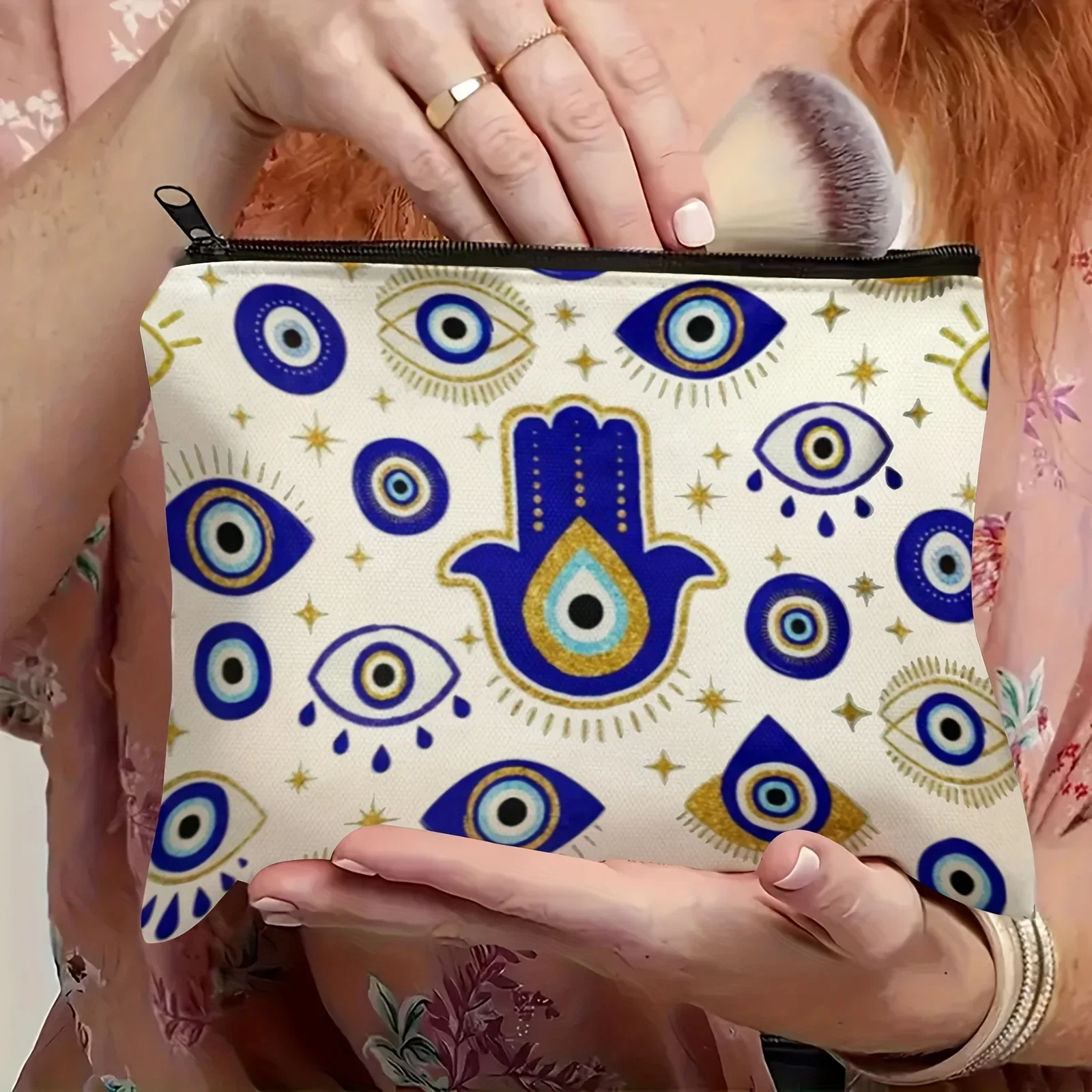 Косметичка с дизайном Hamsa Hand and Evil Eye — женская милая многофункциональная сумка на молнии
Косметичка с дизайном Hamsa Hand and Evil Eye — женская милая многофункциональная сумка на молнии