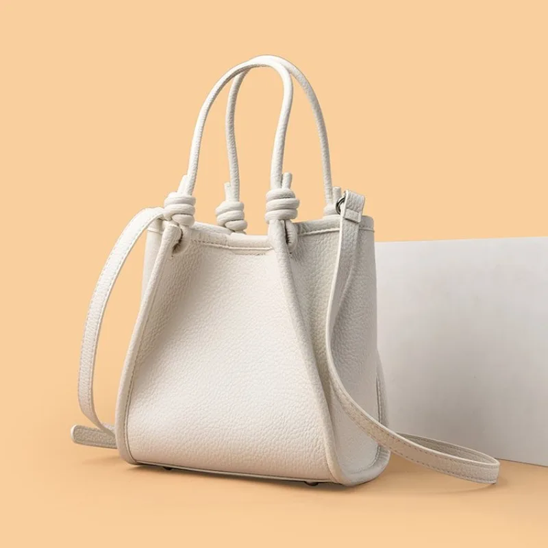 Paris Famous Designer Diaper Bag Luxury Shopper Solid Color Leather Handbag For Women Trendy Classic
Paris Famous Designer Diaper Bag Luxury Shopper Solid Color Leather Handbag For Women Trendy Classic
