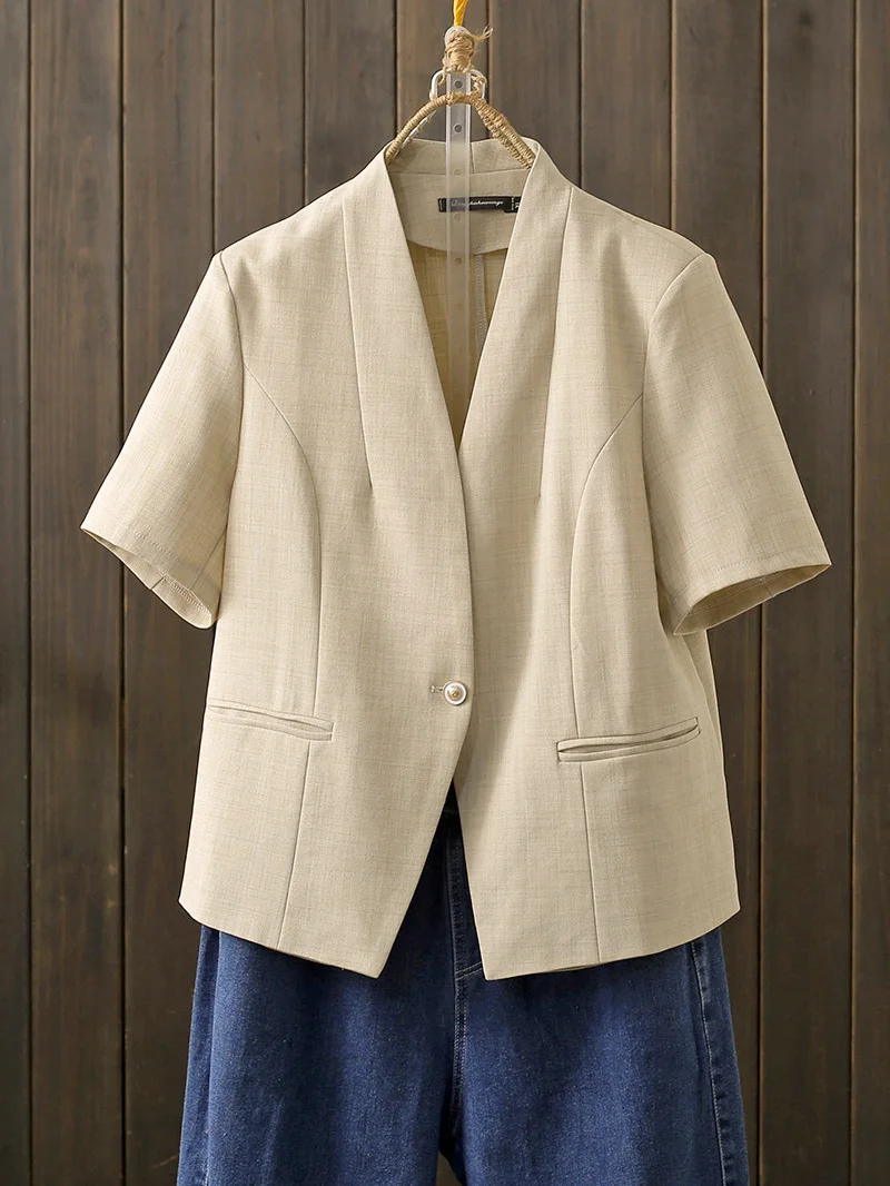 Summer Large Size Sleeveless Suit Jacket Casual Thin Professional Short Sleeve V-Neck Commute Style Women's Premium Quality
Summer Large Size Sleeveless Suit Jacket Casual Thin Professional Short Sleeve V-Neck Commute Style Women's Premium Quality